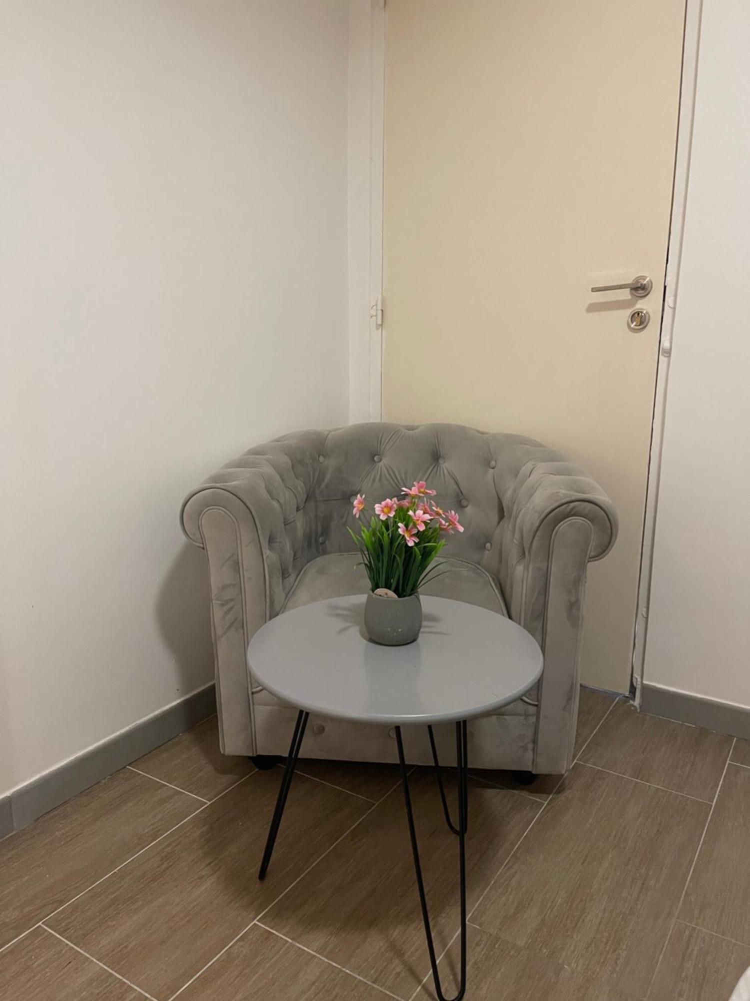 La Girafe Apartment Sannois ภายนอก รูปภาพ
